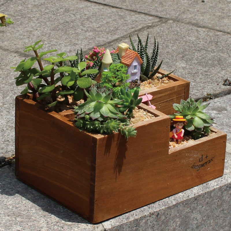 Vaso da fiori in legno